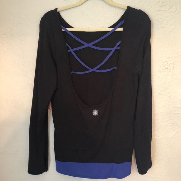 Pure Barre Hydra Pullover by Splits 59. - Picture 6 of 10